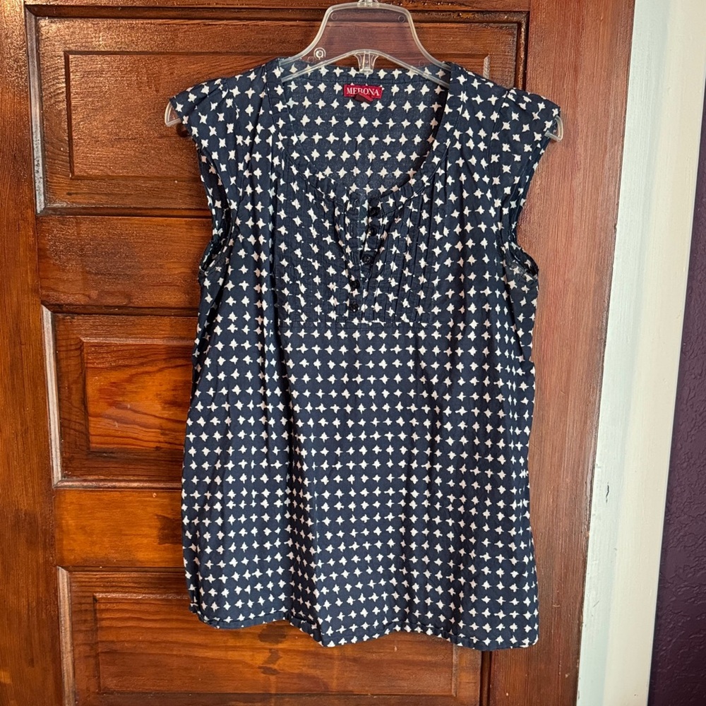 Merona Navy and White Geometric Blouse